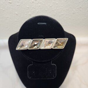 Vintage Ben-Amun Bar Brooch Faceted‎ Diamond Crystals Clear & Green Signed